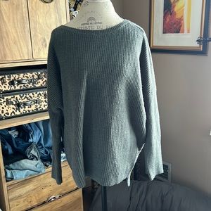 Mossimo Gray Oversized Sweater - Medium